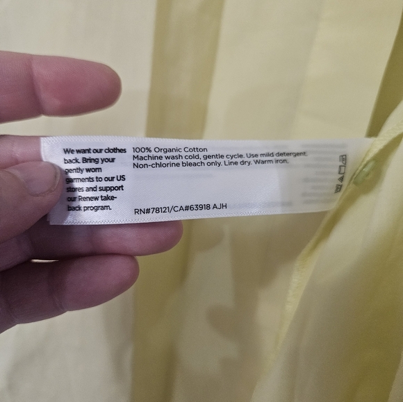 Eileen Fisher Yellow Sleeveless Button Up Top! - Picture 3 of 5